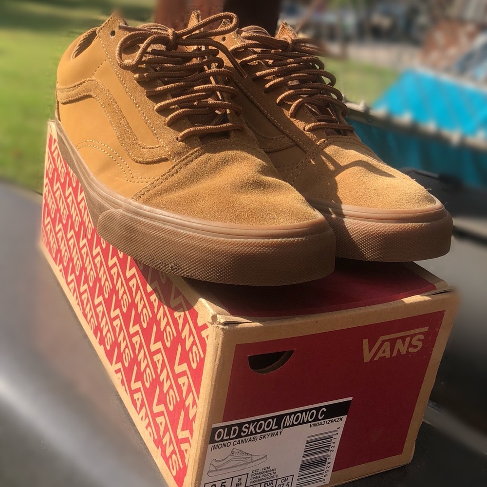 Tan Vans old skool suede/nubuck